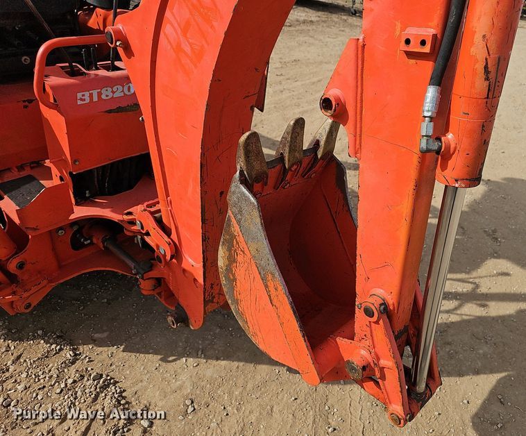 image for item EJ5992 2017 Kubota    B26 backhoe