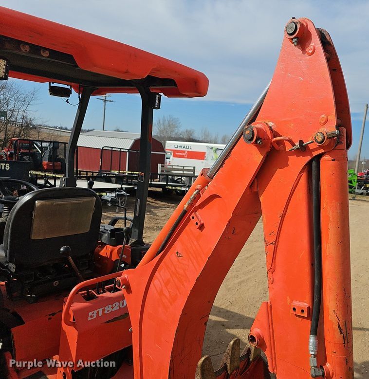 image for item EJ5992 2017 Kubota    B26 backhoe