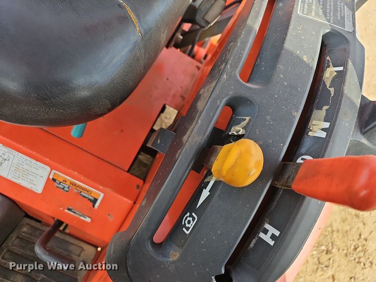 image for item EJ5992 2017 Kubota    B26 backhoe