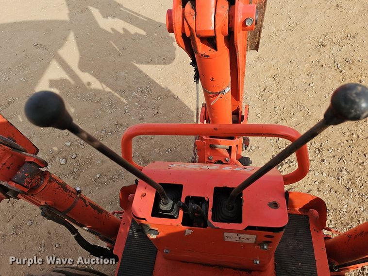 image for item EJ5992 2017 Kubota    B26 backhoe