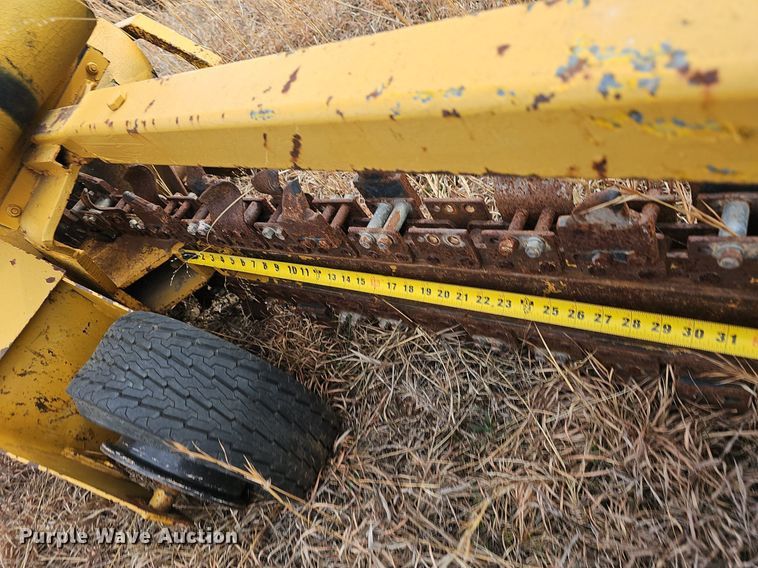 image for item EJ5993 1994 Vermeer  V1850 trencher