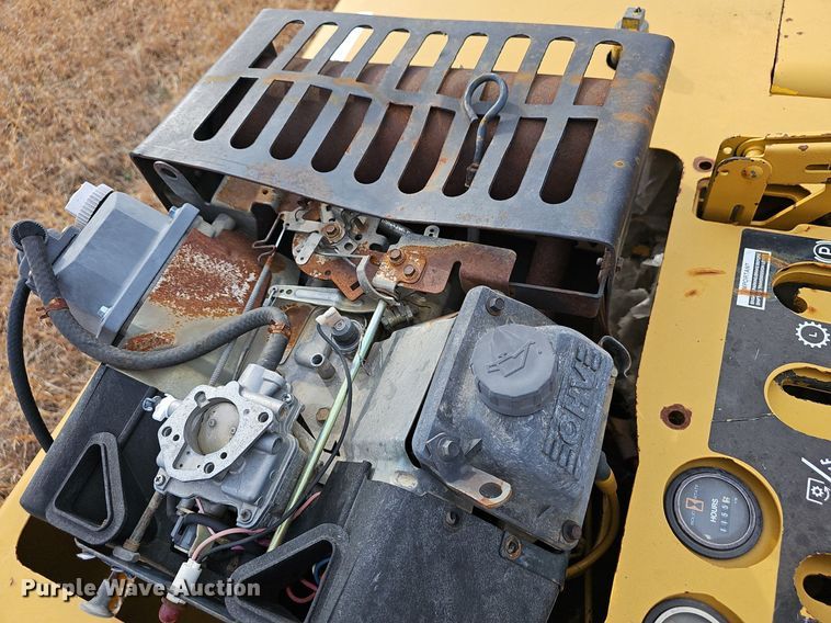 image for item EJ5993 1994 Vermeer  V1850 trencher