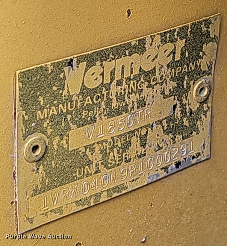 image for item EJ5993 1994 Vermeer  V1850 trencher