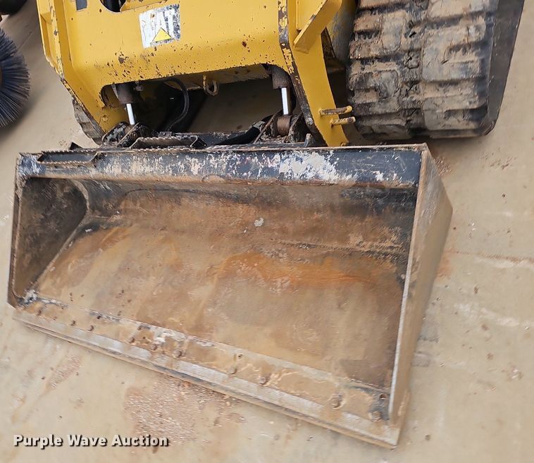 image for item EJ6100 2019 Caterpillar 299D2 tracked skid steer loader