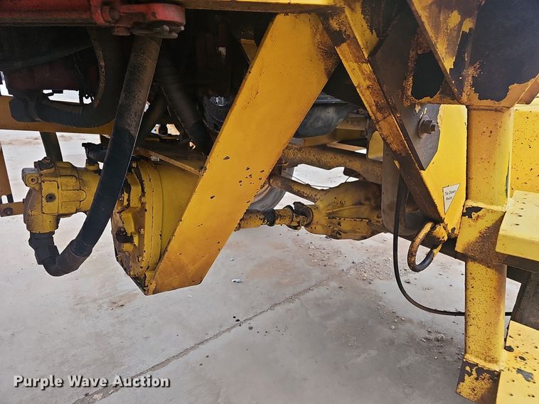 image for item EJ6101 Superior Broom DT80CT broom