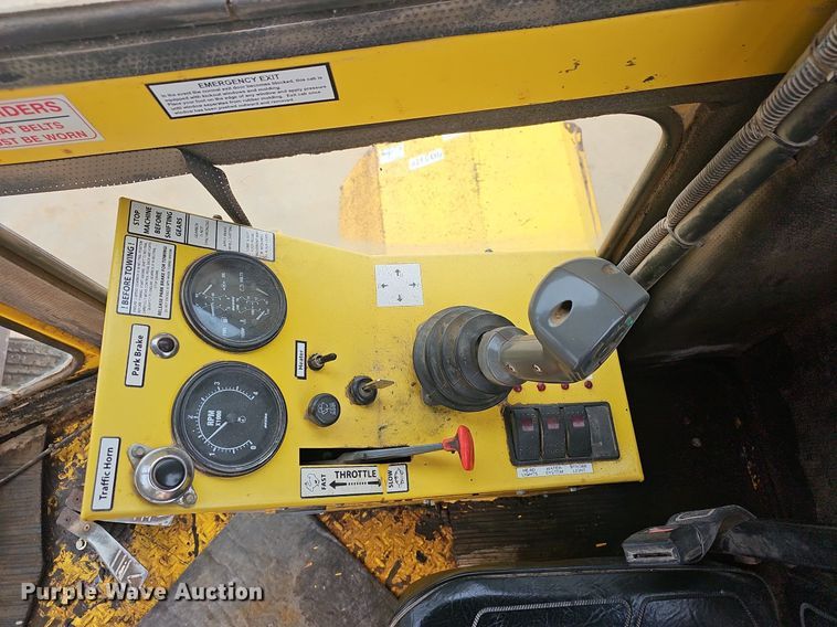 image for item EJ6101 Superior Broom DT80CT broom