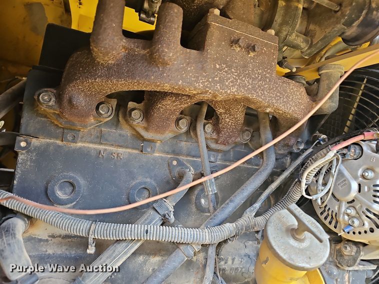 image for item EJ6101 Superior Broom DT80CT broom