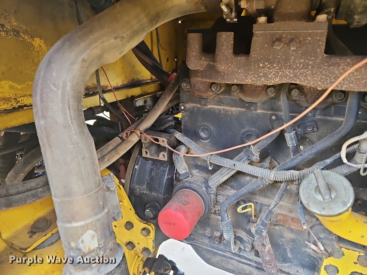 image for item EJ6101 Superior Broom DT80CT broom