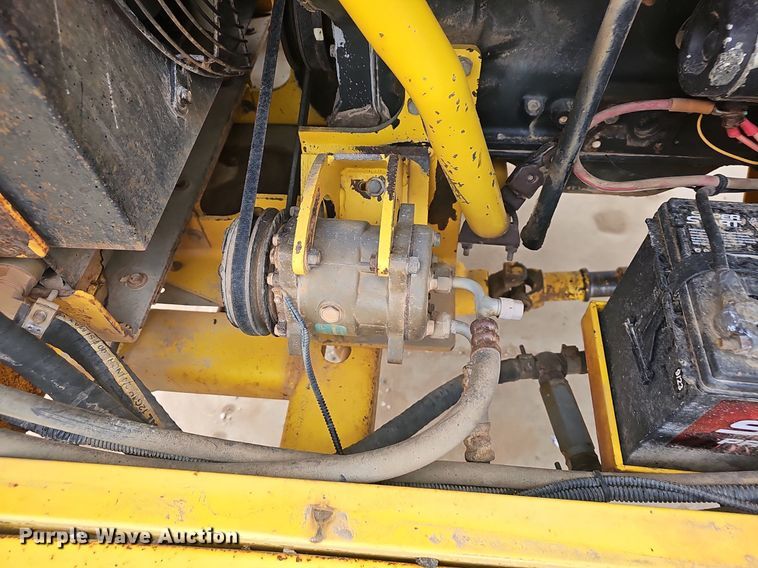 image for item EJ6101 Superior Broom DT80CT broom