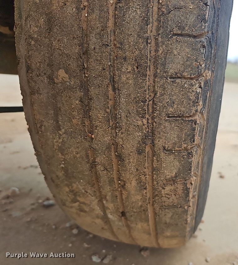 image for item EJ6101 Superior Broom DT80CT broom