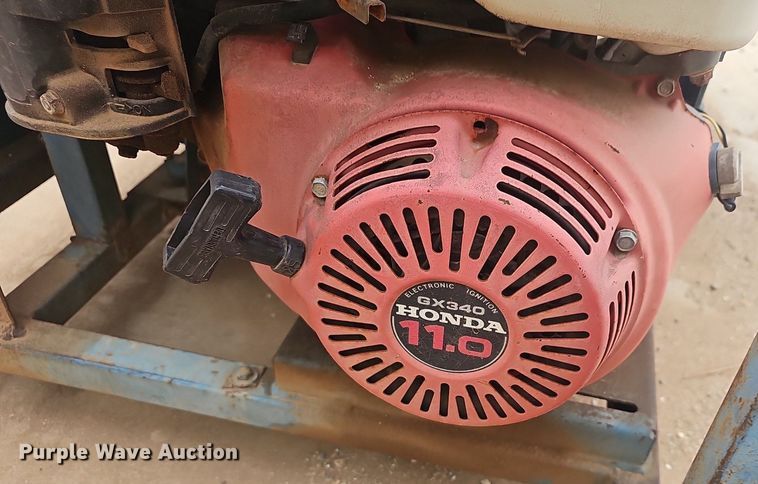 image for item EJ6102 Goossen Bale Chopper 