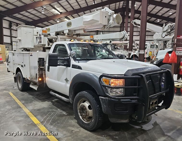 image for item EJ6106 2015 Ford F550 bucket truck