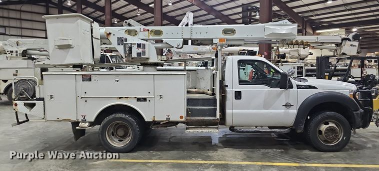 image for item EJ6106 2015 Ford F550 bucket truck