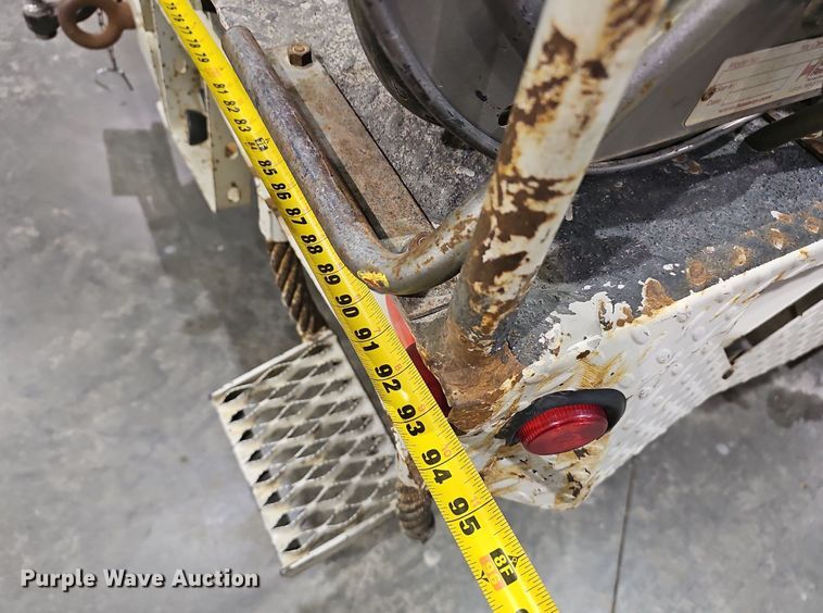 image for item EJ6106 2015 Ford F550 bucket truck