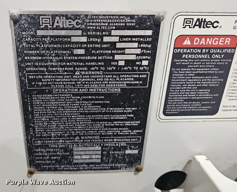 image for item EJ6106 2015 Ford F550 bucket truck