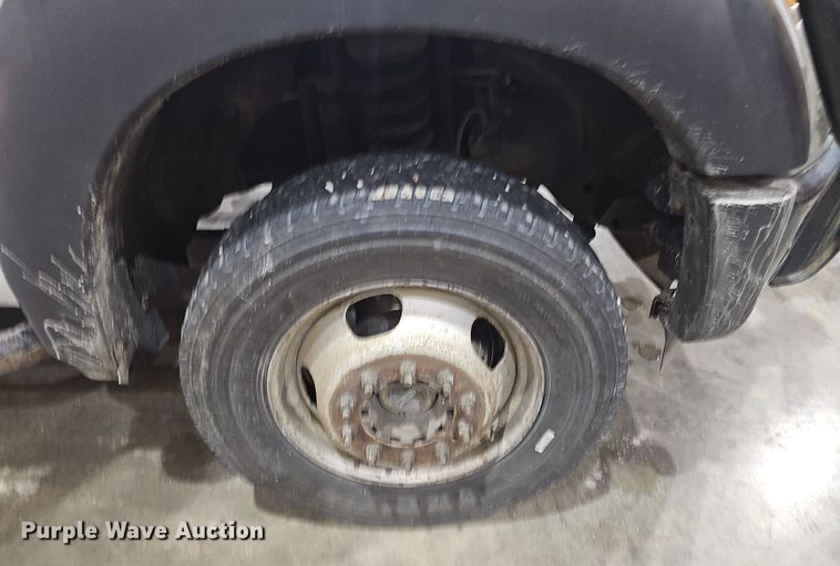 image for item EJ6106 2015 Ford F550 bucket truck