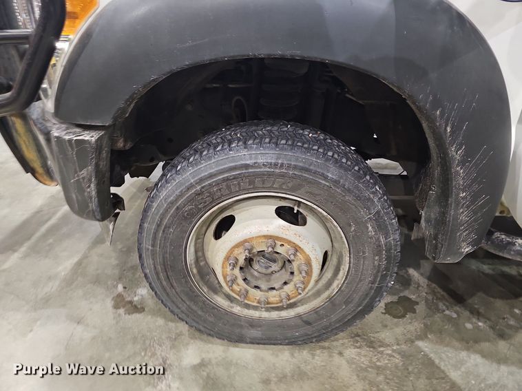 image for item EJ6106 2015 Ford F550 bucket truck