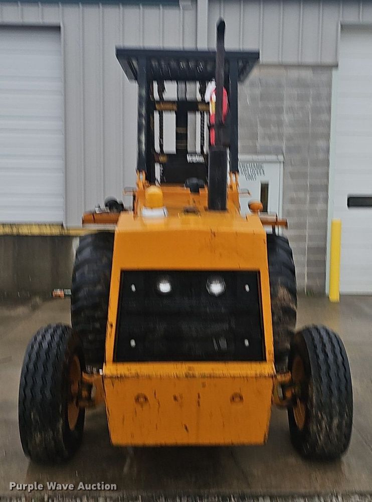 image for item EJ6107 Case 586C forklift