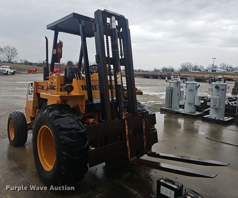 image for item EJ6107 Case 586C forklift