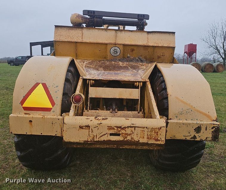 image for item EJ6111 1976 Dressta 412 B elevating scraper