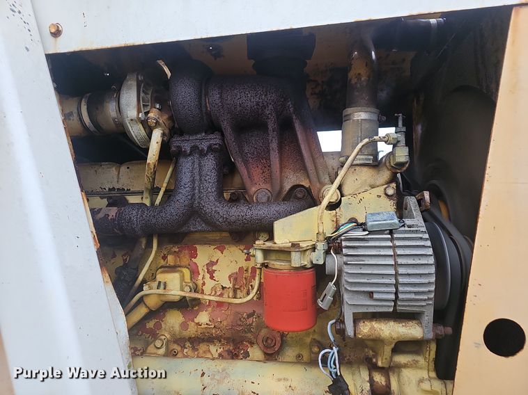 image for item EJ6111 1976 Dressta 412 B elevating scraper