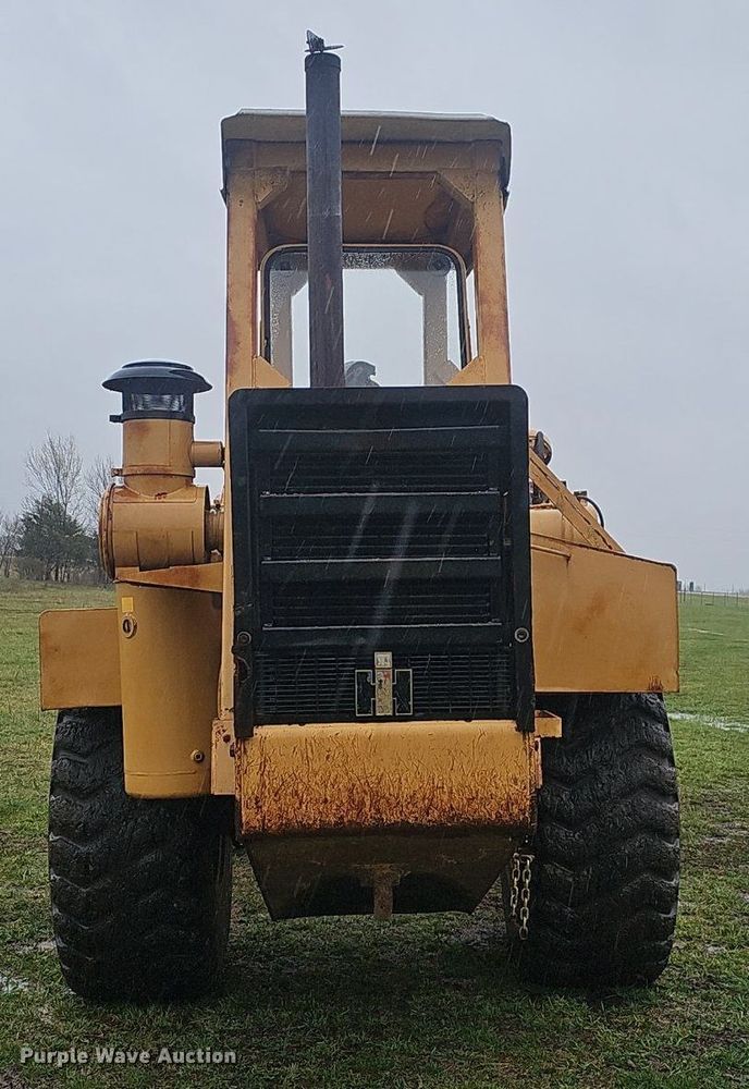 image for item EJ6112 1977 Dresser 412 elevating scraper