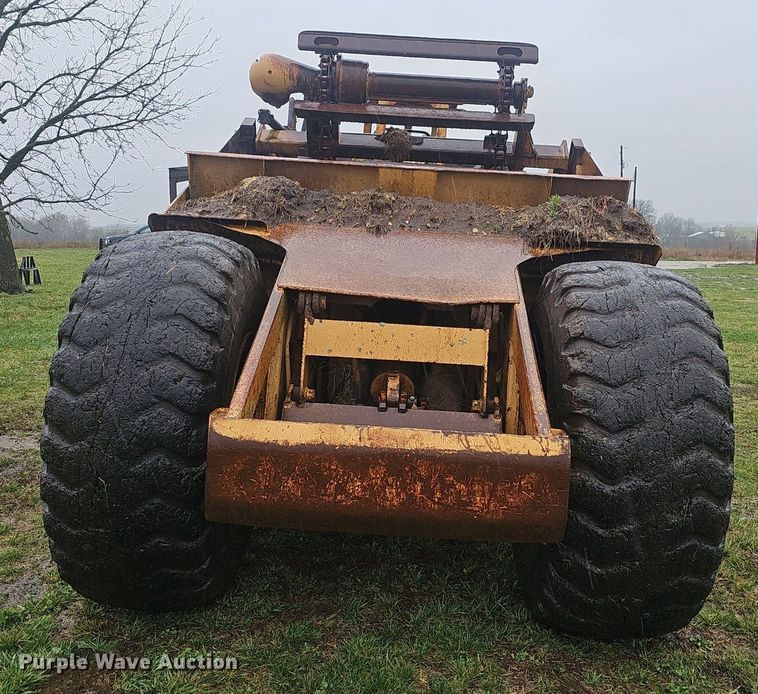 image for item EJ6112 1977 Dresser 412 elevating scraper