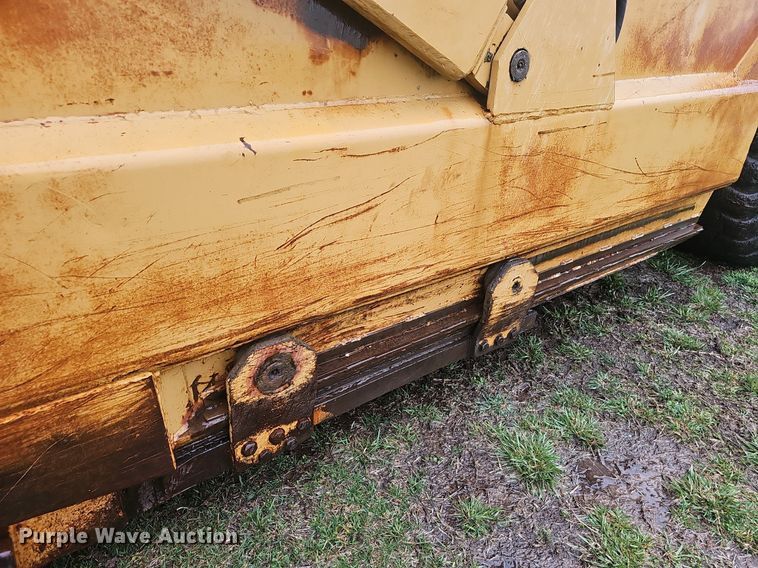 image for item EJ6112 1977 Dresser 412 elevating scraper