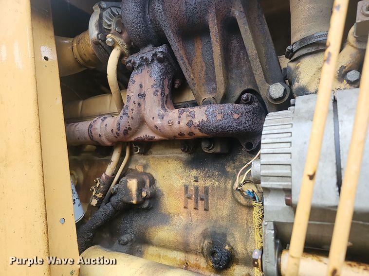 image for item EJ6112 1977 Dresser 412 elevating scraper