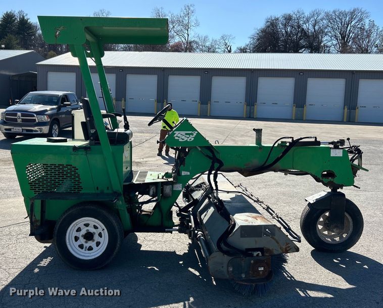 image for item EK4261 Terramite  TSS36 broom