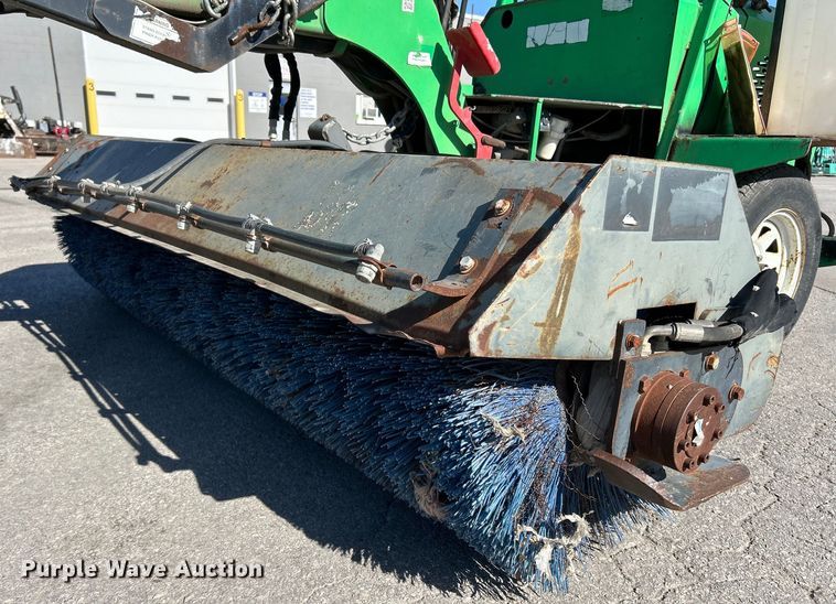 image for item EK4261 Terramite  TSS36 broom