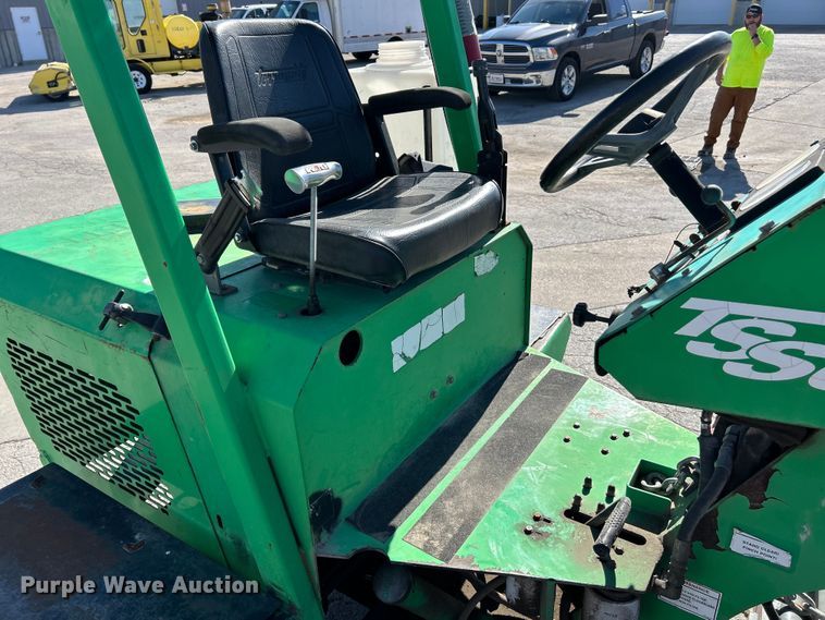 image for item EK4261 Terramite  TSS36 broom