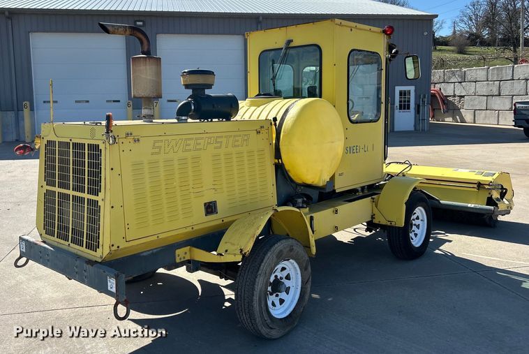 image for item EK4262 Sweepster GGJ-FQNM-D0-GM sweeper