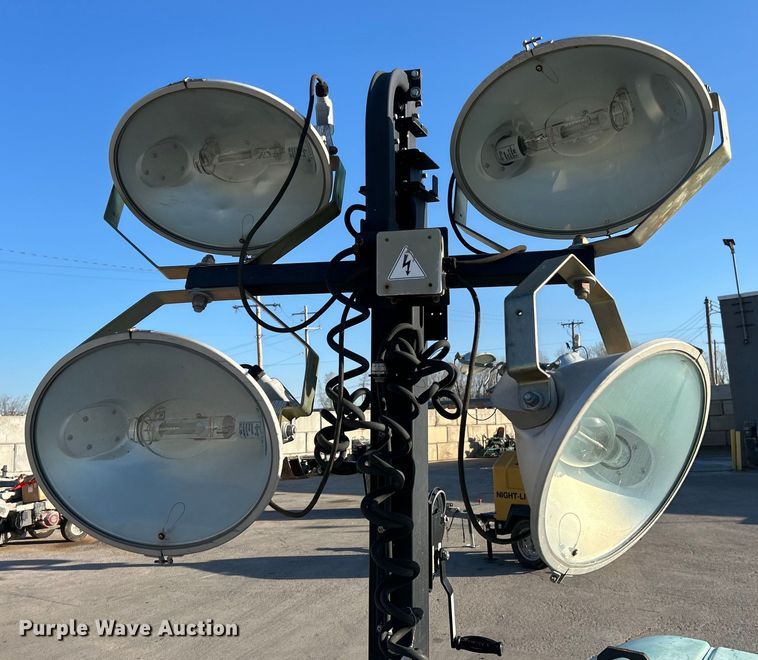 image for item EK4263 Generac MLT light plant