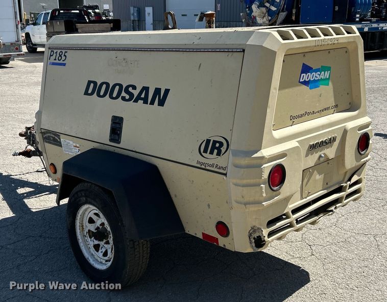 image for item EK4264 2013 Doosan P185WJD-T4I air compressor