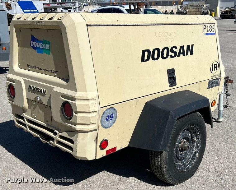 image for item EK4264 2013 Doosan P185WJD-T4I air compressor