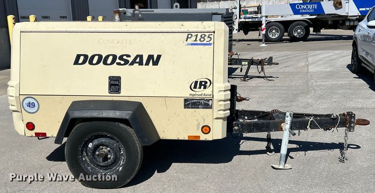 image for item EK4264 2013 Doosan P185WJD-T4I air compressor