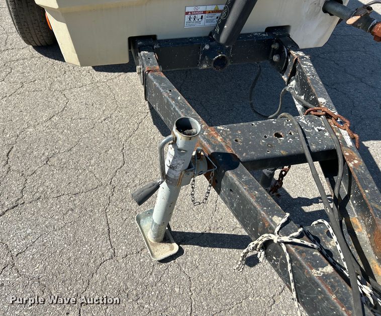 image for item EK4264 2013 Doosan P185WJD-T4I air compressor