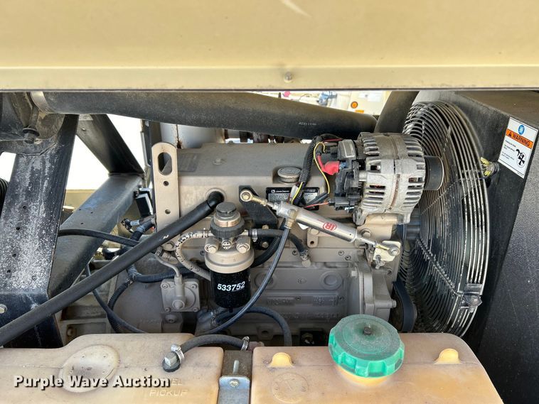 image for item EK4264 2013 Doosan P185WJD-T4I air compressor