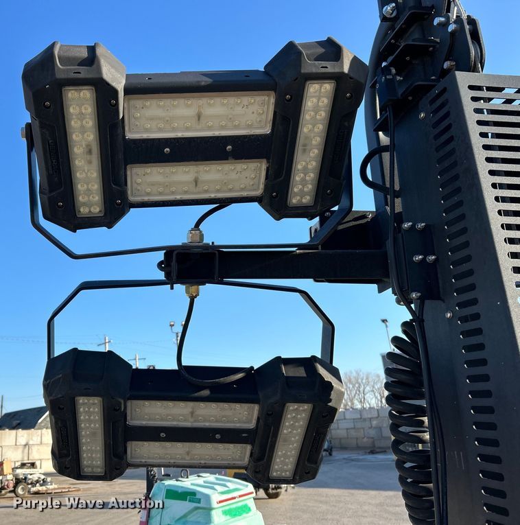 image for item EK4271 Generac  Magnum MLT6S light plant