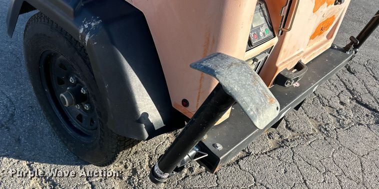 image for item EK4271 Generac  Magnum MLT6S light plant