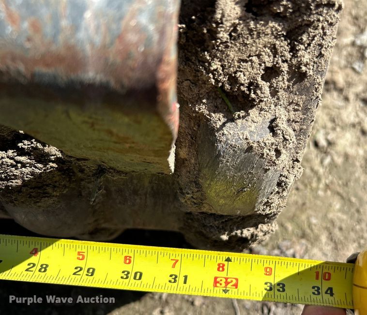 image for item EK4283 1999 Bomag BMP 851 trench compactor