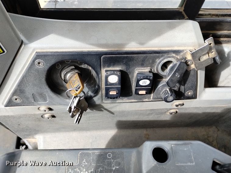 image for item EO9959 2012 Caterpillar 962K wheel loader