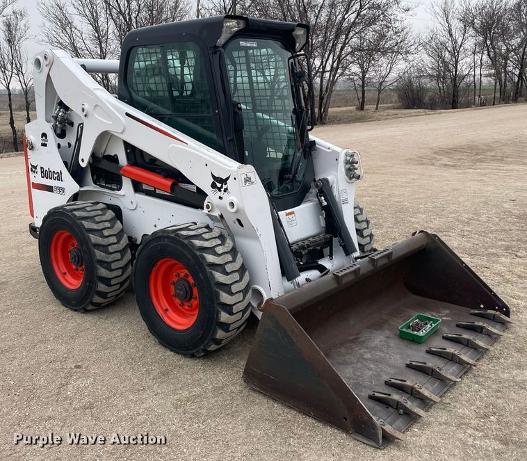 image for item GP9637 2016 Bobcat S650 skid steer loader
