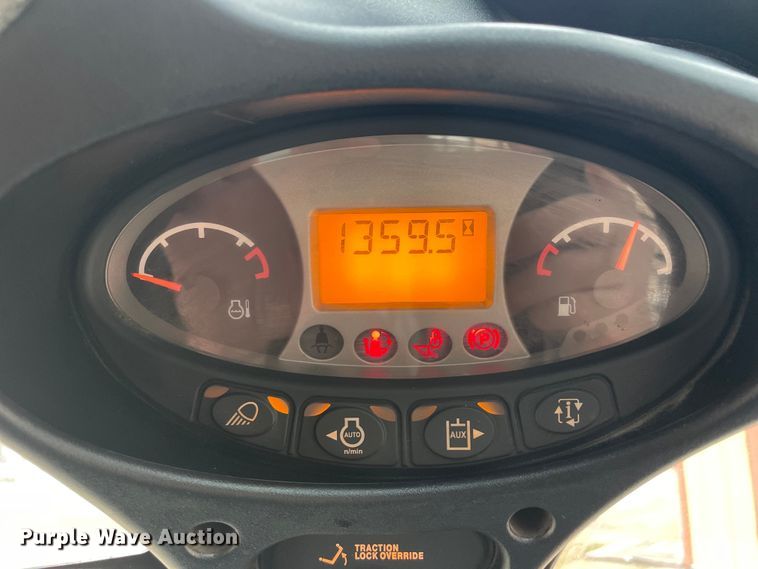 image for item GP9637 2016 Bobcat S650 skid steer loader