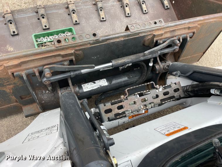 image for item GP9637 2016 Bobcat S650 skid steer loader