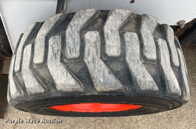 image for item GP9637 2016 Bobcat S650 skid steer loader