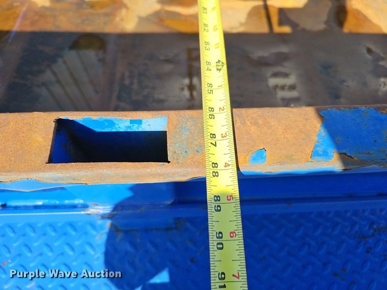 image for item IO9848 2016 Bwise Manufacturing dump trailer