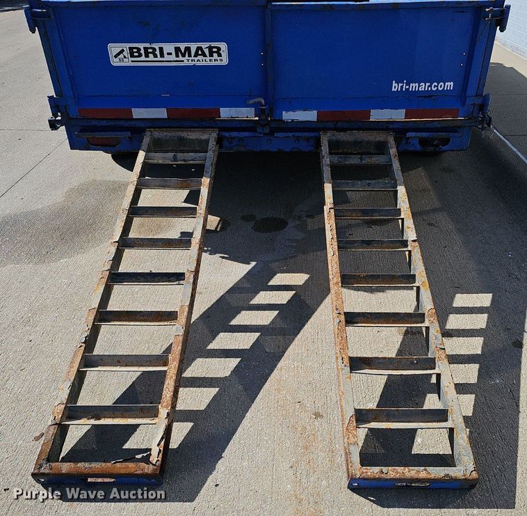image for item IO9848 2016 Bwise Manufacturing dump trailer