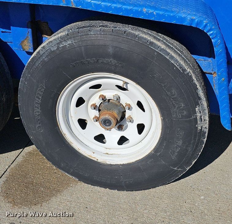 image for item IO9848 2016 Bwise Manufacturing dump trailer